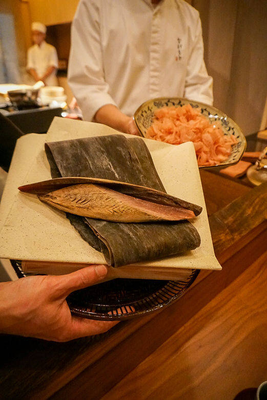 除了各款時令的「旬」料理外， 其中由鹿兒島鰹魚乾製成的鰹魚高湯，亦是主