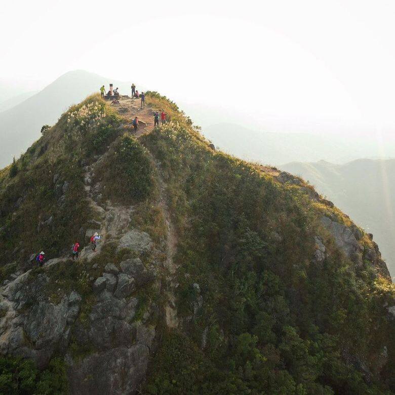 對很多人來說,蚺蛇尖的難度屬於五星的難度,其中一大原因是山路崎嶇 對很多人來說,蚺蛇尖的難度屬於五星的難度,其中一大原因是山路崎嶇