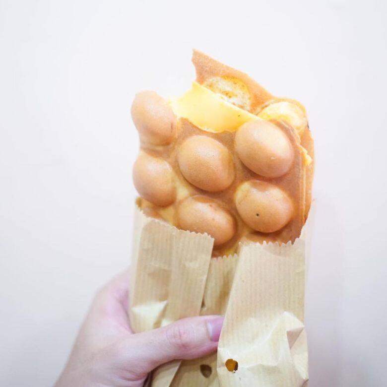 聽過很多雞蛋仔迷推介潮食的「豬柳蛋雞蛋仔」,甚至比豬柳蛋漢堡更她食 聽過很多雞蛋仔迷推介潮食的「豬柳蛋雞蛋仔」,甚至比豬柳蛋漢堡更她食