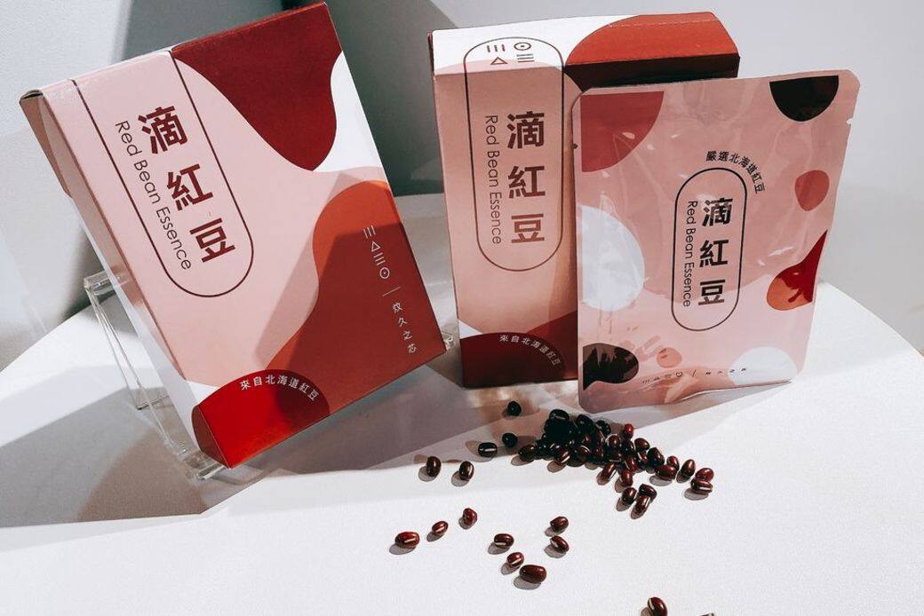 亮點二:高空水腫out 超貼心滴紅豆飲品高空上常出現水腫不適的問題,星 亮點二:高空水腫out 超貼心滴紅豆飲品高空上常出現水腫不適的問題,星