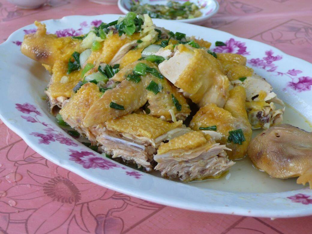 荔肉酥卷、北菇豆腐、五柳仙斑、羅漢齋炒麵和鹽焗雞等也是非常美味。最後 荔肉酥卷、北菇豆腐、五柳仙斑、羅漢齋炒麵和鹽焗雞等也是非常美味。最後
