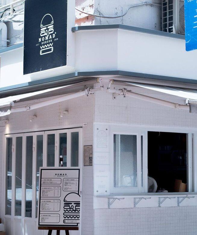 Nomad Burger地址:大圍積運街2-8號海福花園地下2號舖營業時間:上午12時至 Nomad Burger地址:大圍積運街2-8號海福花園地下2號舖營業時間:上午12時至