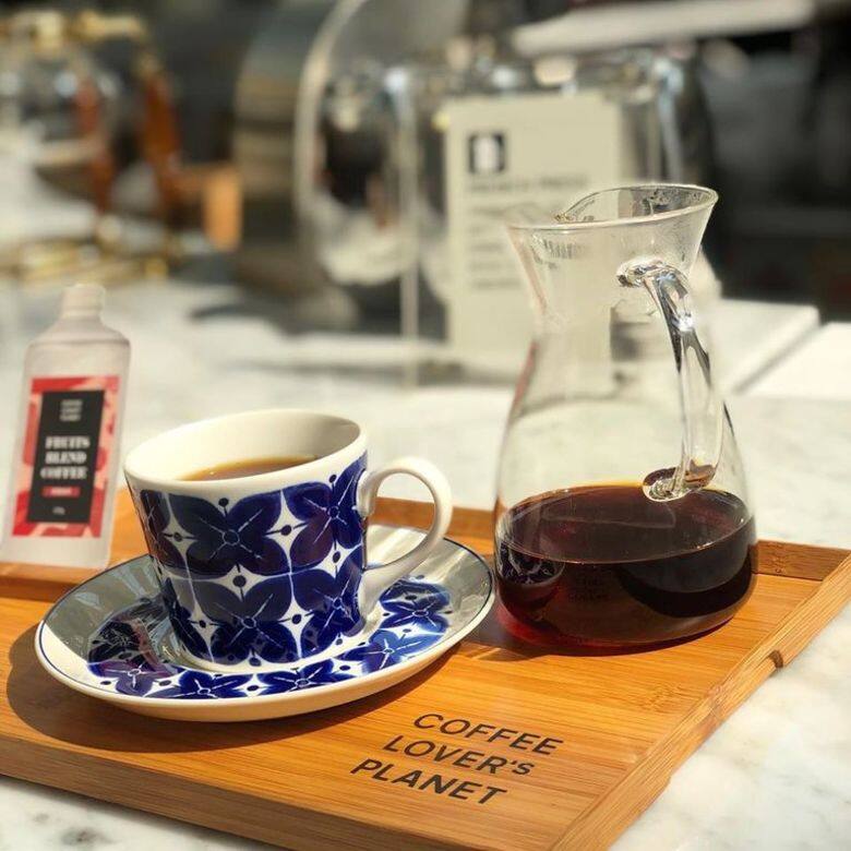 COFFEE LOVER's PLANET近年來獲得多項咖啡大獎,熱愛咖啡的他們,特別於櫃台上準備 COFFEE LOVER's PLANET近年來獲得多項咖啡大獎,熱愛咖啡的他們,特別於櫃台上準備