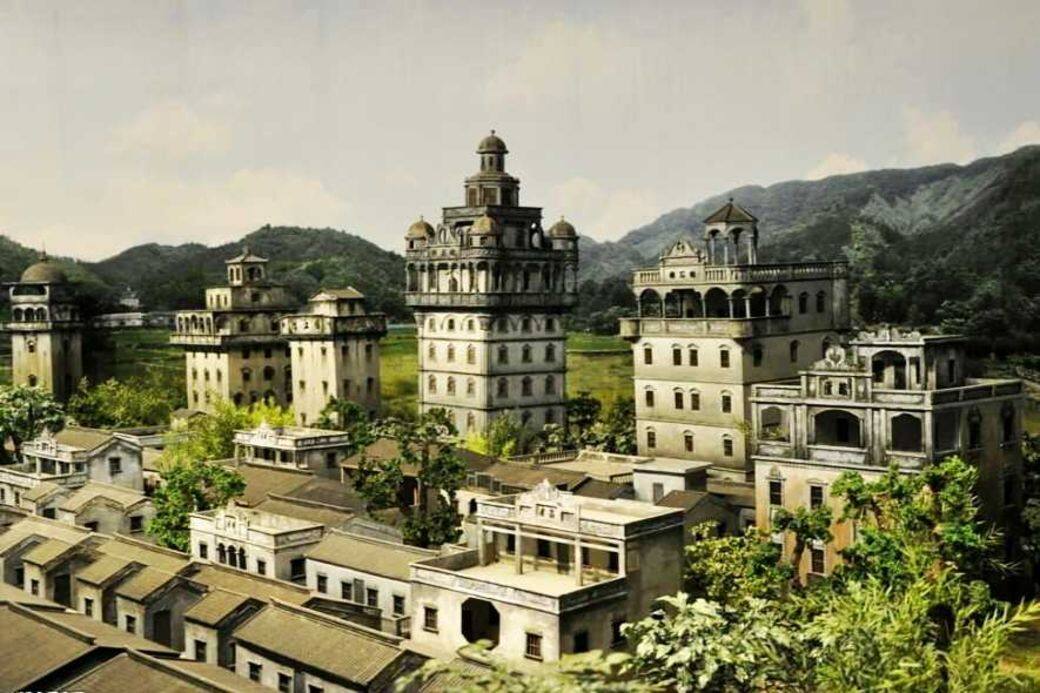 江門有「中國第一僑鄉」之稱,亦是中國優秀旅遊城市。這裏的「開平碉樓與村 江門有「中國第一僑鄉」之稱,亦是中國優秀旅遊城市。這裏的「開平碉樓與村