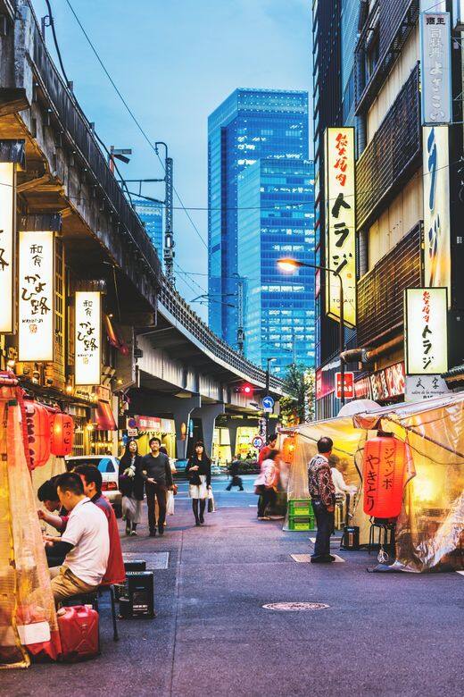 地址:東京都中央区銀座5-1-8銀座MSビルB1F網址:www.lescopains.jp 地址:東京都中央区銀座5-1-8銀座MSビルB1F網址:www.lescopains.jp