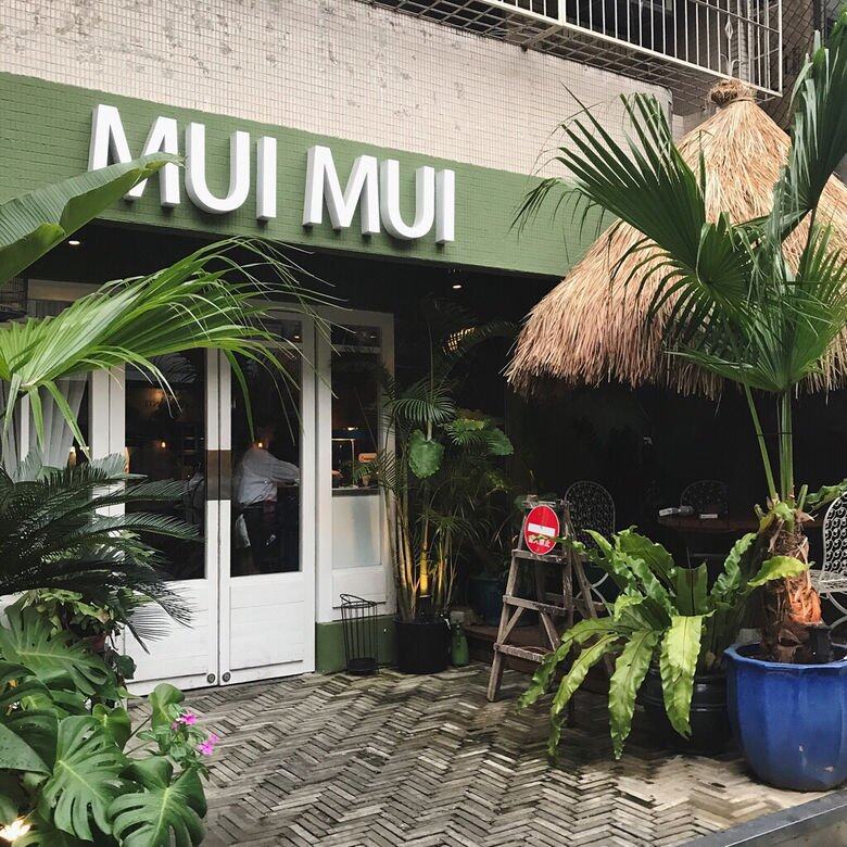 這家台韓合開的泰式料理在台北擁有極高人氣,外頭看像叢林,裡面的裝 這家台韓合開的泰式料理在台北擁有極高人氣,外頭看像叢林,裡面的裝