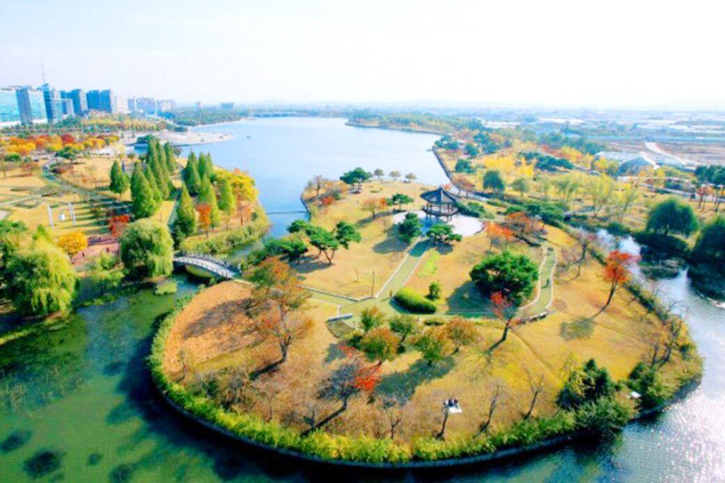 如果你是韓劇忠粉,就會知道山湖水公園不只是《德魯納酒店》的取景地 如果你是韓劇忠粉,就會知道山湖水公園不只是《德魯納酒店》的取景地
