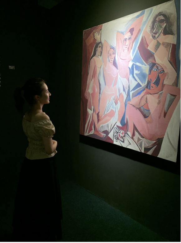 是次展覽展出了45幅畢加索的真迹作品,包括版畫、油畫、陶瓷和水晶雕塑 是次展覽展出了45幅畢加索的真迹作品,包括版畫、油畫、陶瓷和水晶雕塑