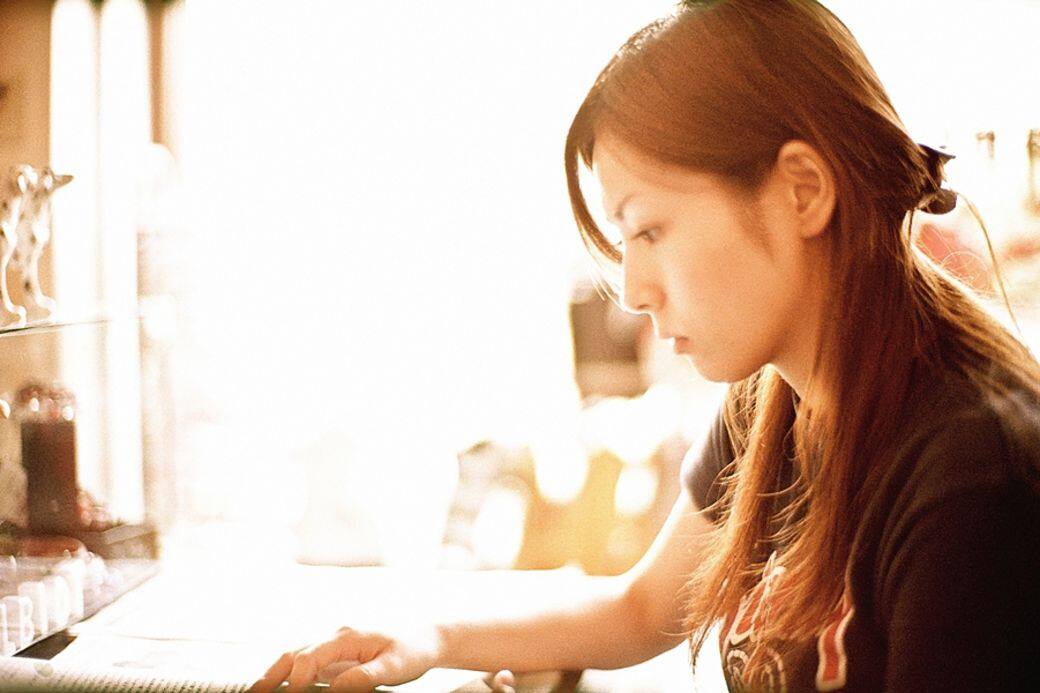 親愛的女人,若我們有時必須離開優雅的閒談 親愛的女人,若我們有時必須離開優雅的閒談