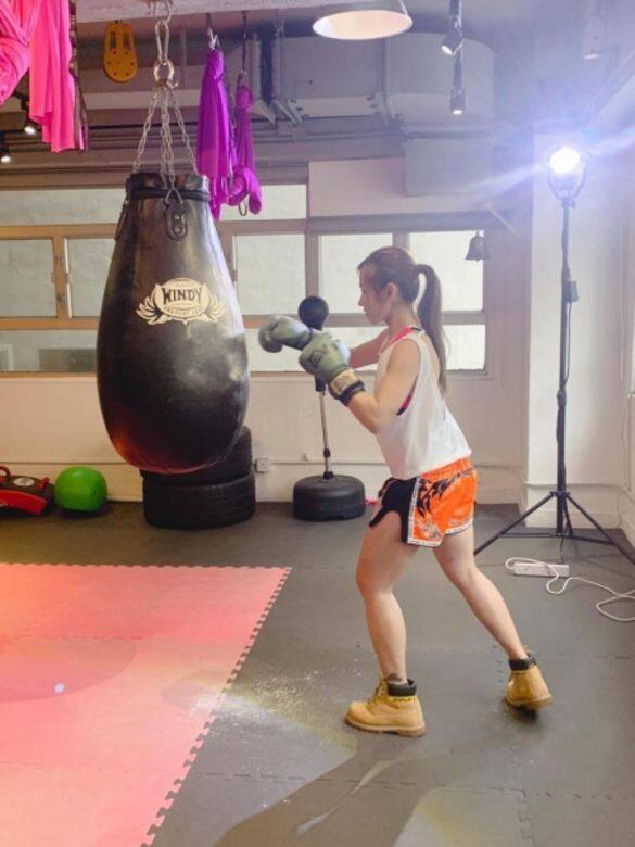 ELLE:曾遇到被歧視或冷言嗎 ? ELLE:曾遇到被歧視或冷言嗎 ?