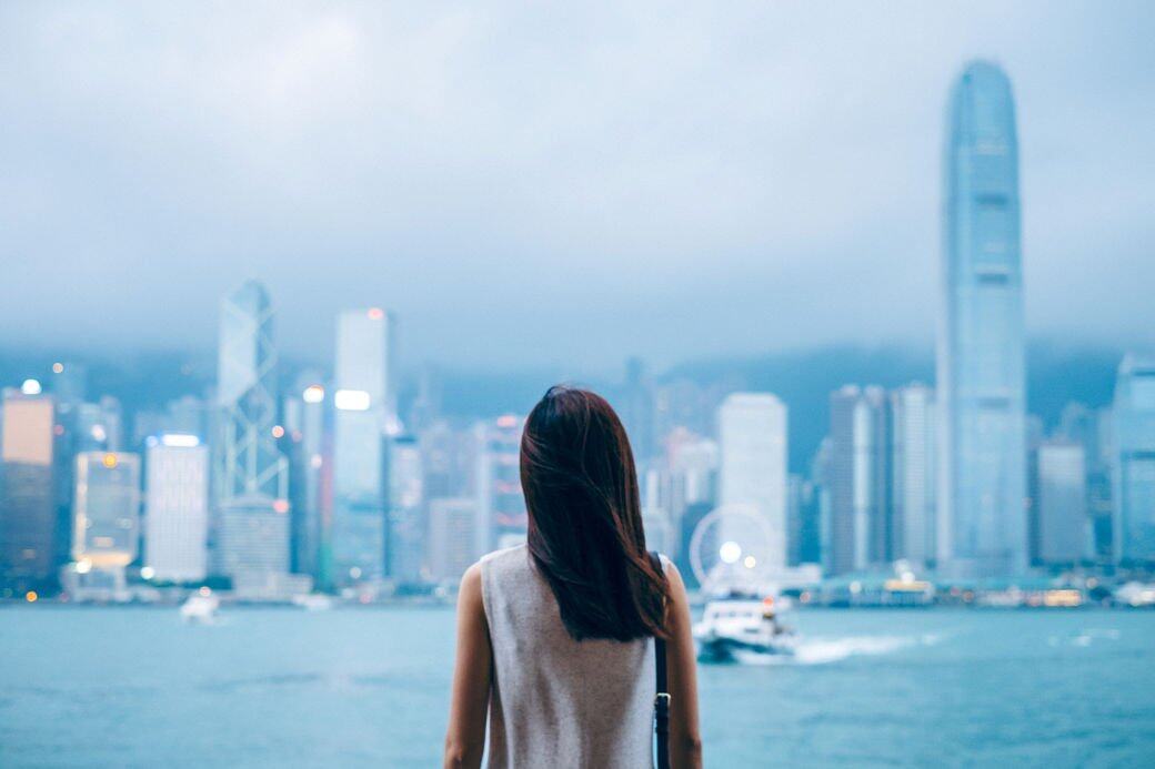 Q 對於投資者未來半年的投資理財策略,你有甚麼建議?A 最好的方法是 Q 對於投資者未來半年的投資理財策略,你有甚麼建議?A 最好的方法是