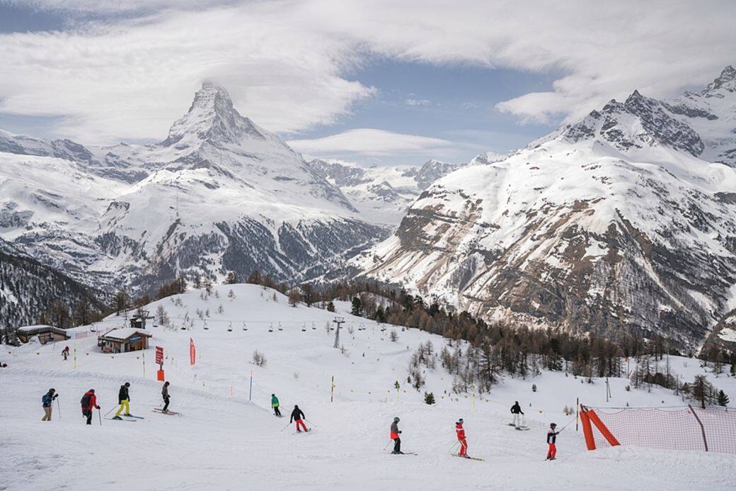 被譽為阿爾卑斯山上的仙景,Zermatt位於瑞士西南部的小鎮 被譽為阿爾卑斯山上的仙景,Zermatt位於瑞士西南部的小鎮