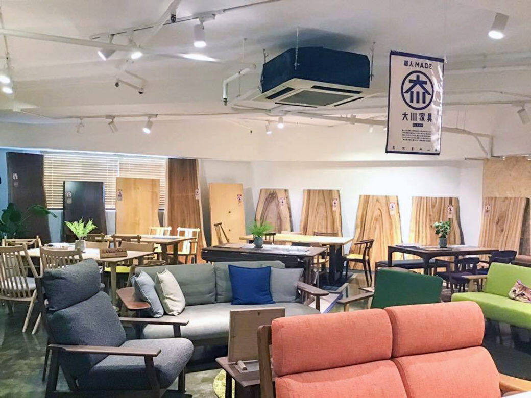主張「一件傢俱就可以把森林的味道帶回家」，位於香港官塘區的這間家具