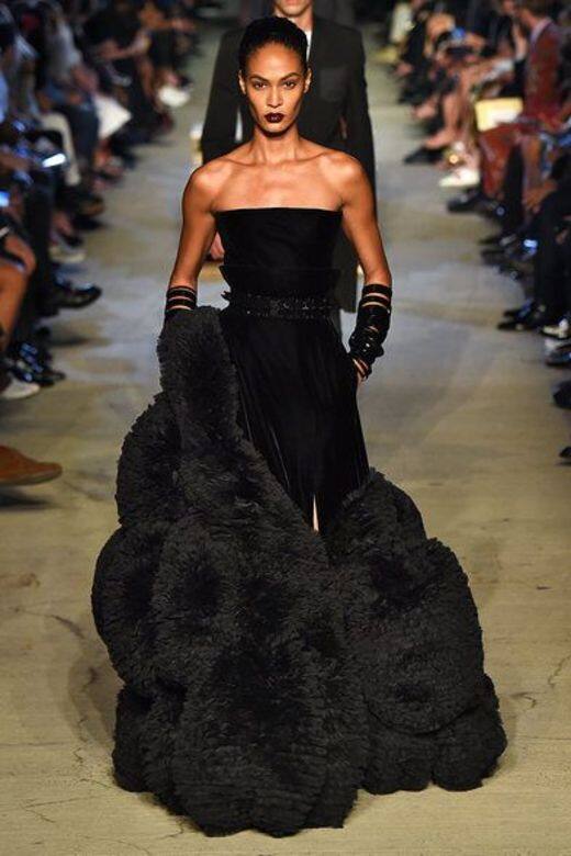 Givenchy, ELLEfie, Fashionweek, 時裝周 Givenchy, ELLEfie, Fashionweek, 時裝周