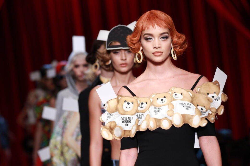 Moschino, SS17, 時裝周 Moschino, SS17, 時裝周