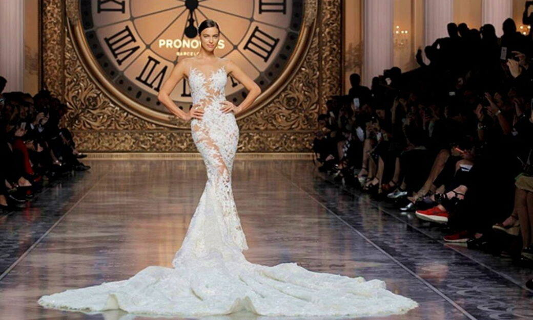 Pronovias, Bridal Week, 婚紗, Wedding Ideas, 結婚, 婚禮, 新娘造型, 春夏 Pronovias, Bridal Week, 婚紗, Wedding Ideas, 結婚, 婚禮, 新娘造型, 春夏