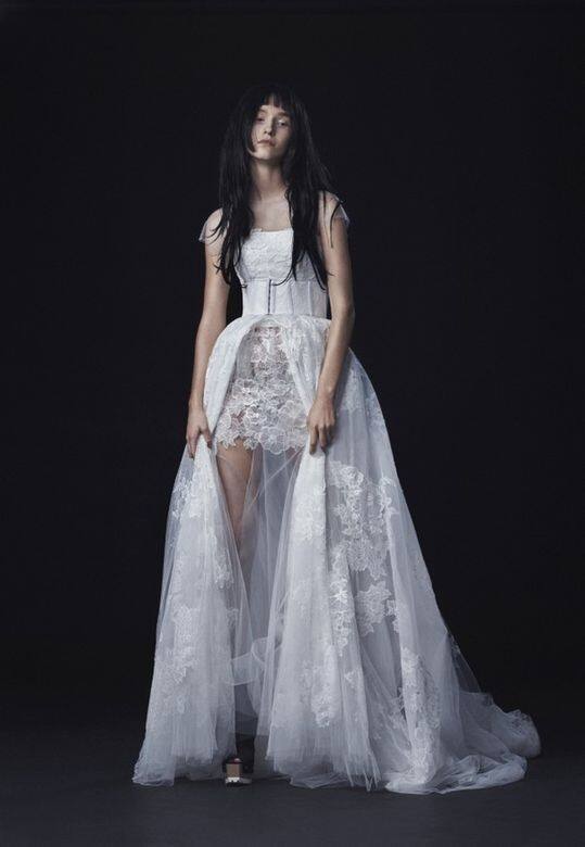 Vera Wang, Bridal Week, 婚紗, Wedding Ideas, 結婚, 婚禮, 新娘造型, 秋冬 Vera Wang, Bridal Week, 婚紗, Wedding Ideas, 結婚, 婚禮, 新娘造型, 秋冬