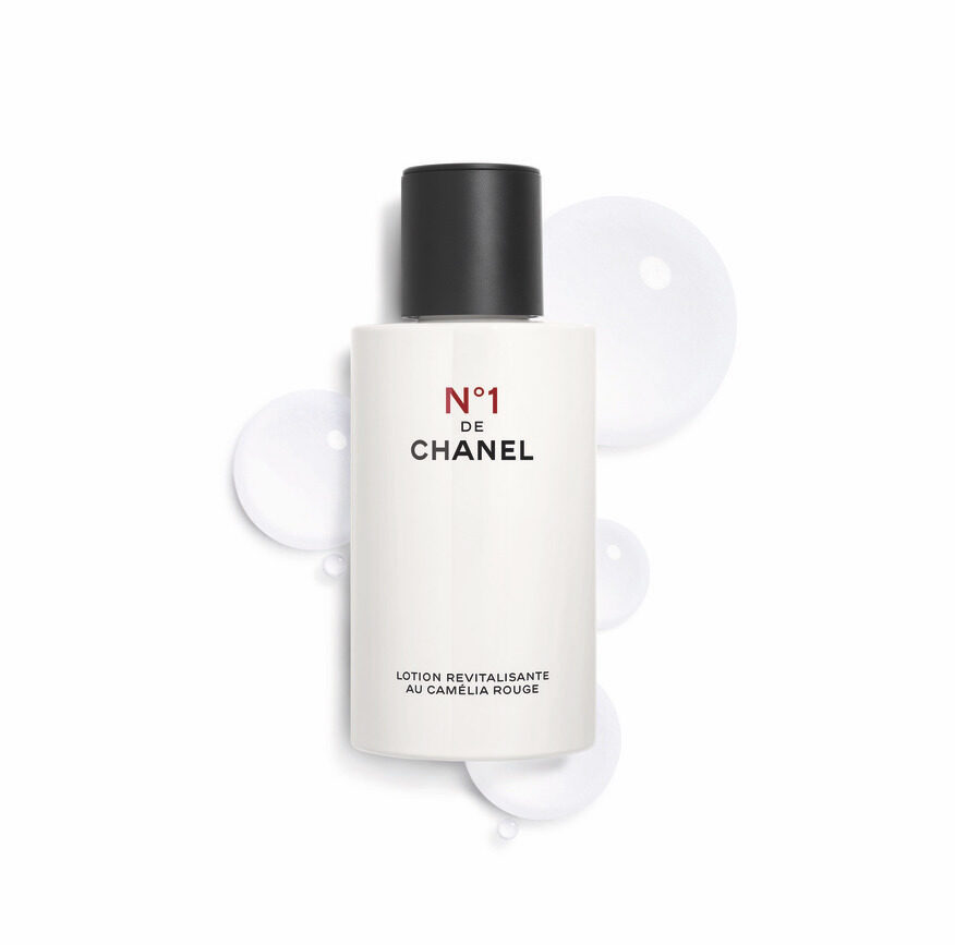 N°1 DE CHANEL REVITALIZING LOTION $550 150ml with texture