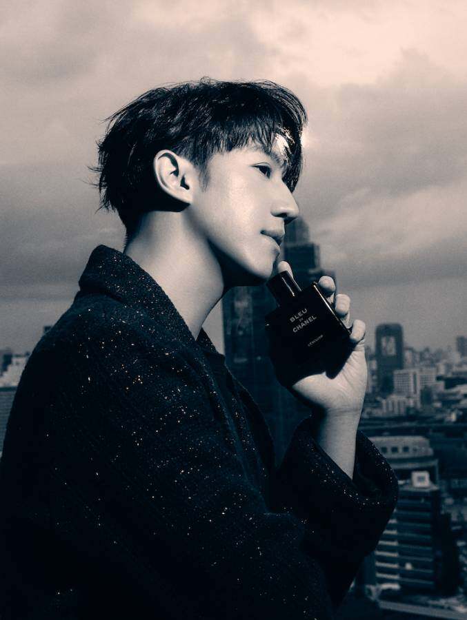 I人的內斂強勁感染力！Jay Fung 與 BLEU DE CHANEL L’Exclusif