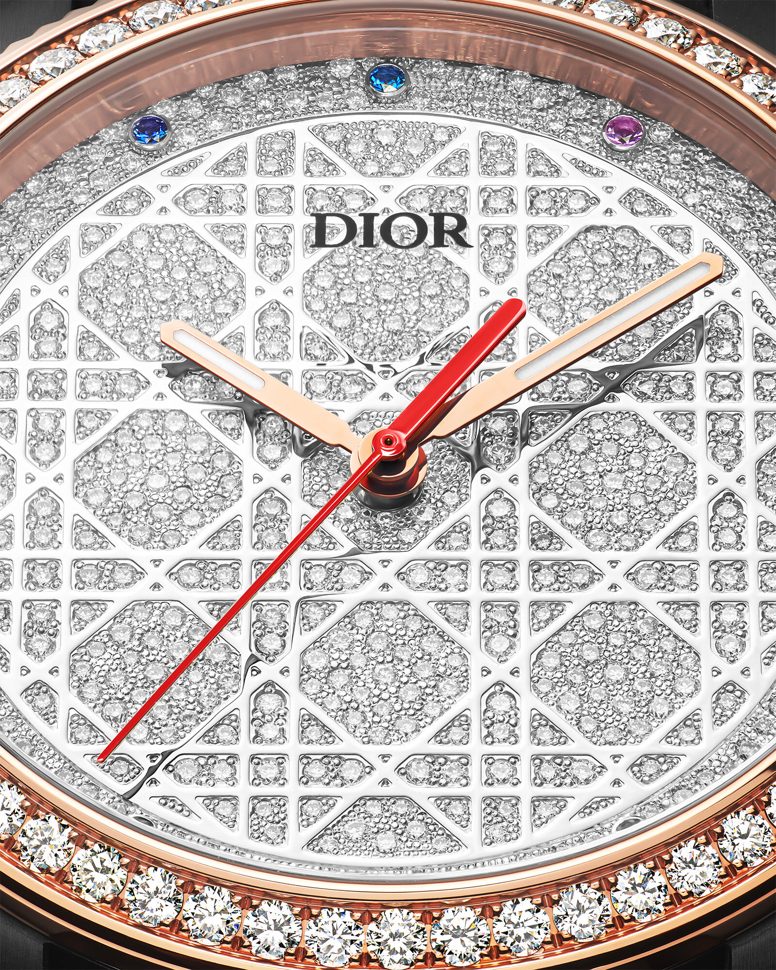 致敬優雅灰調！率先看Dior Chiffre Rouge系列腕錶新作