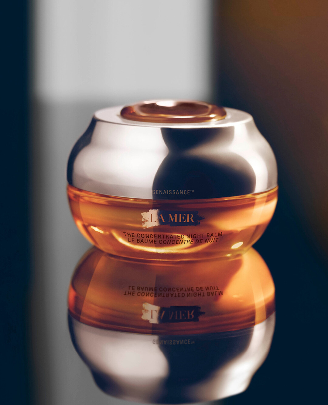 超越時光逆齡之旅！La Mer 最奢華系列隆重呈獻 The NEW Essence Serum 全新昇華鎏金煥膚精華！