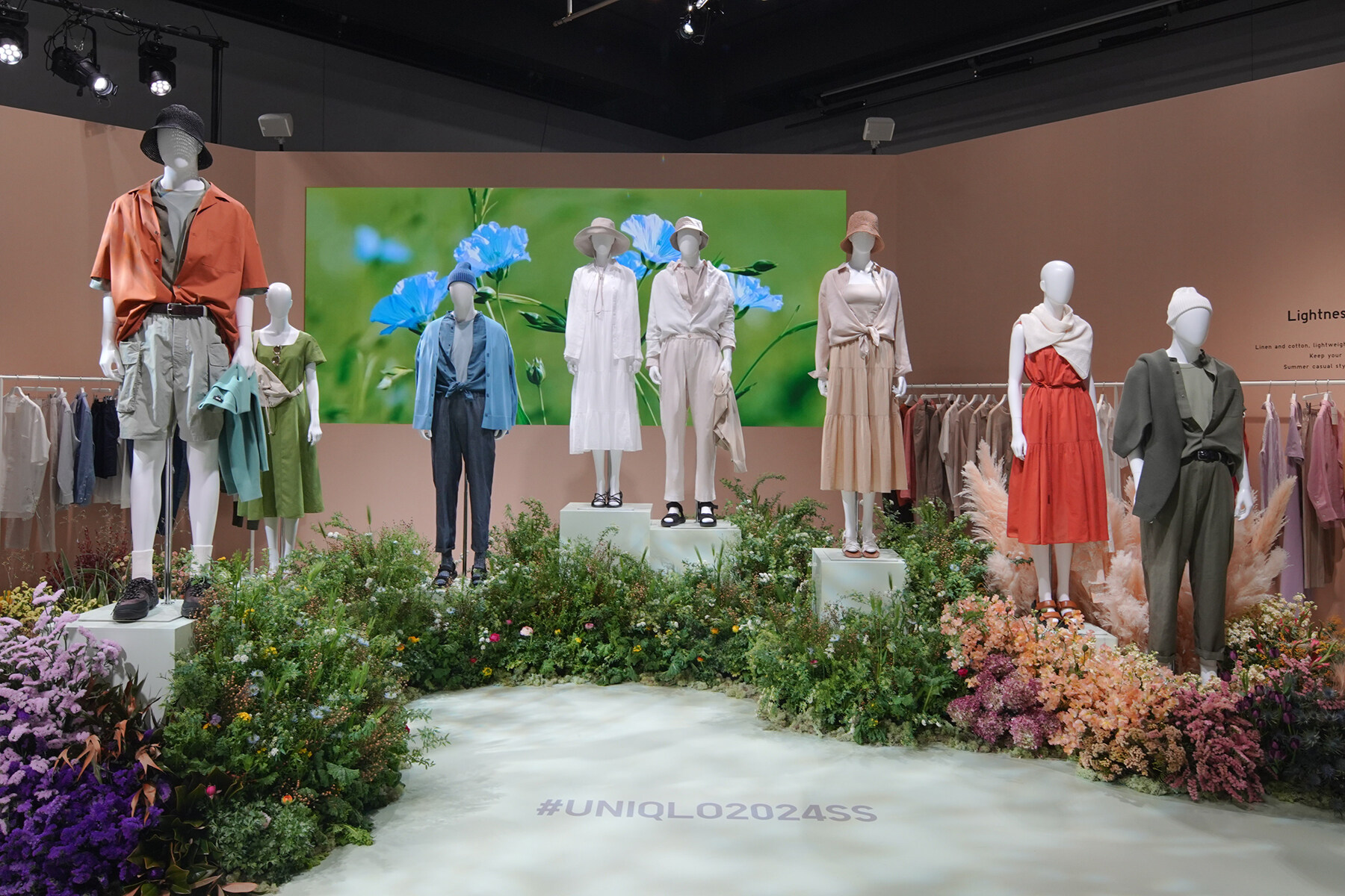 2024春夏輕盈穿搭靈感!一覽UNIQLO春夏新季必備單品 2024春夏輕盈穿搭靈感!一覽UNIQLO春夏新季必備單品