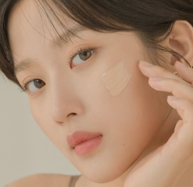 韓系AI濾鏡妝容教學！X個化妝貼士令妝容顯嫩透明膚質細緻