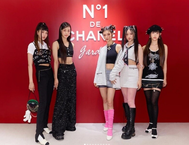 女團NewJeans成員介紹! 4個Y2K髮型美式復古風妝容分析