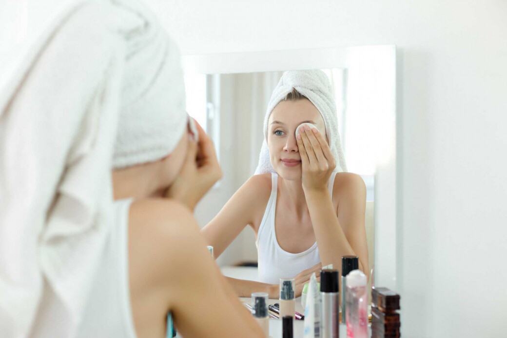 後續護理及保養眉毛方法：避免使用潔面產品
