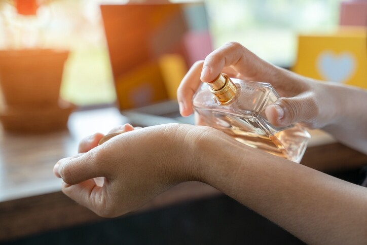 茉莉花香水推薦！10個茉莉花香水品牌！為夏季增添清新且細膩香調！