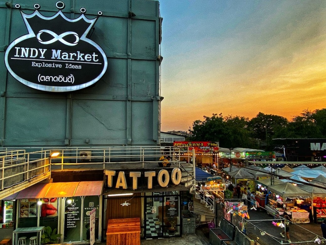 曼谷夜市推介2023！特色市集、瘋狂掃街一晚滿足食玩買