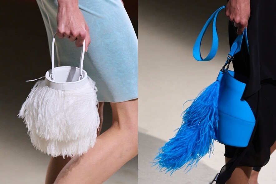 上季新出的水筒手袋來到2023春夏也披上了羽毛裝飾，華麗又活潑。