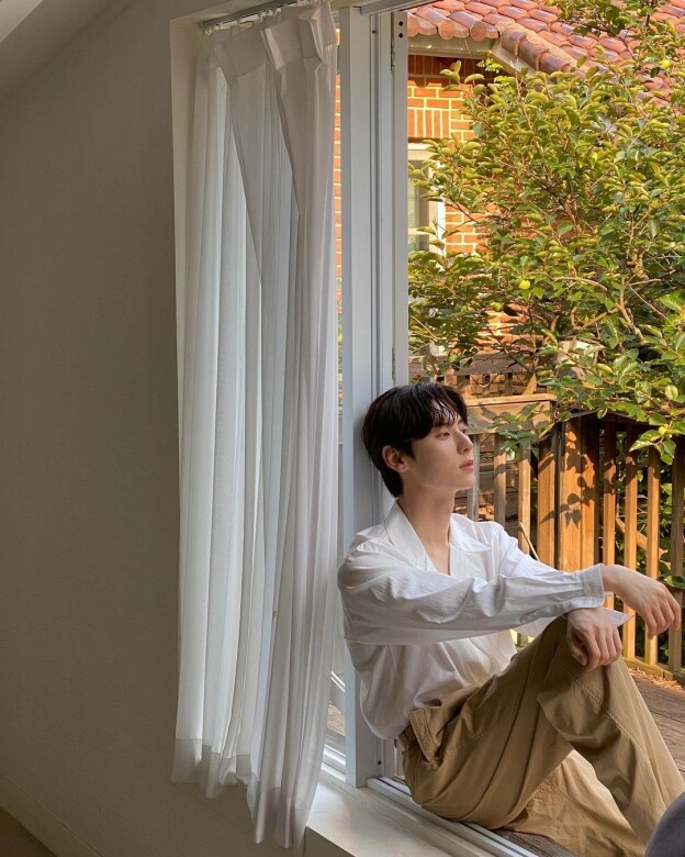 黃旼炫新劇《無用的謊言》搭檔金所炫，男神衣櫃可能只有白恤衫？