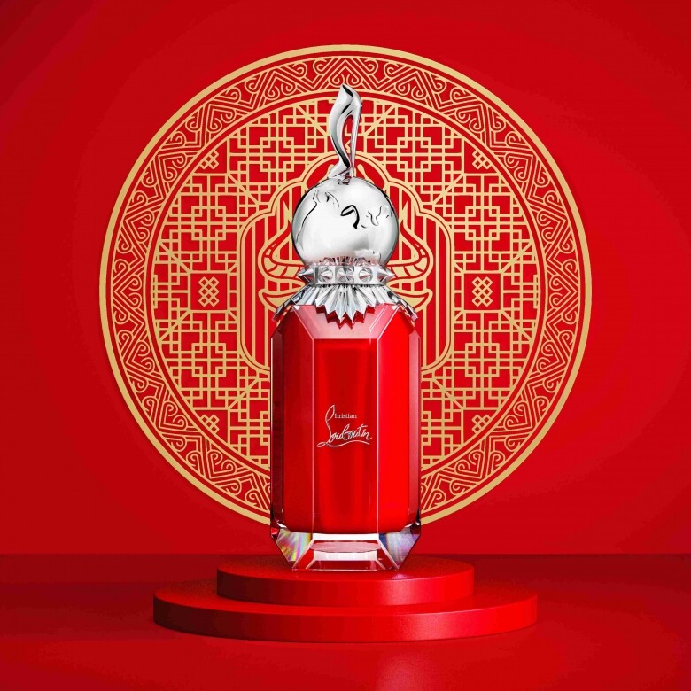 人氣香水系列LOUBIWORLD七款藝術級香水，瑰麗精緻的紅色香水瓶是新年的幸運