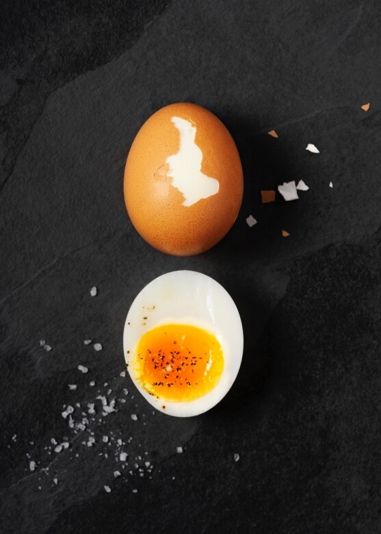 水煮蛋減肥受歡迎是因為價錢親民，料理方式夠百變，每日大概吃1、2顆
