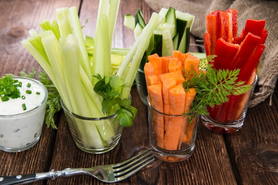 建議減肥食物：蔬菜棒