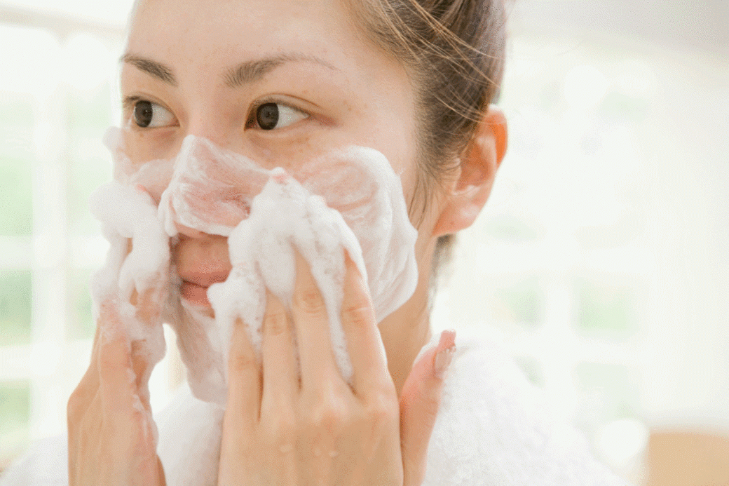 不同膚質的肌膚對於洗面的需求也有不同，基本上一日兩次是離不開的