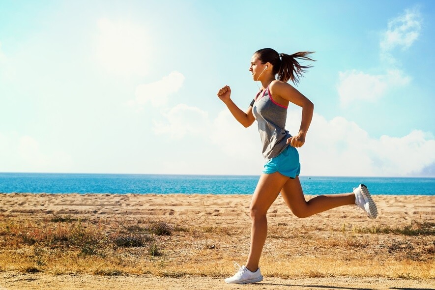 那麼如何判斷有氧或無氧跑步？當跑步時感覺心跳加快，上氣不接下氣，已