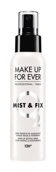 MIST & FIX水氧定妝噴霧 ( $210 Make Up For Ever)有90%水份，配方不含酒精，並通過肌膚測試