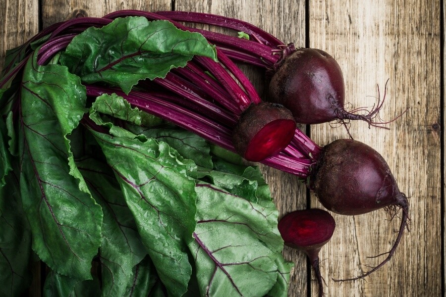 紅菜頭是一種含有豐富營養成分的蔬菜之一，不會對身體造成什麼副作