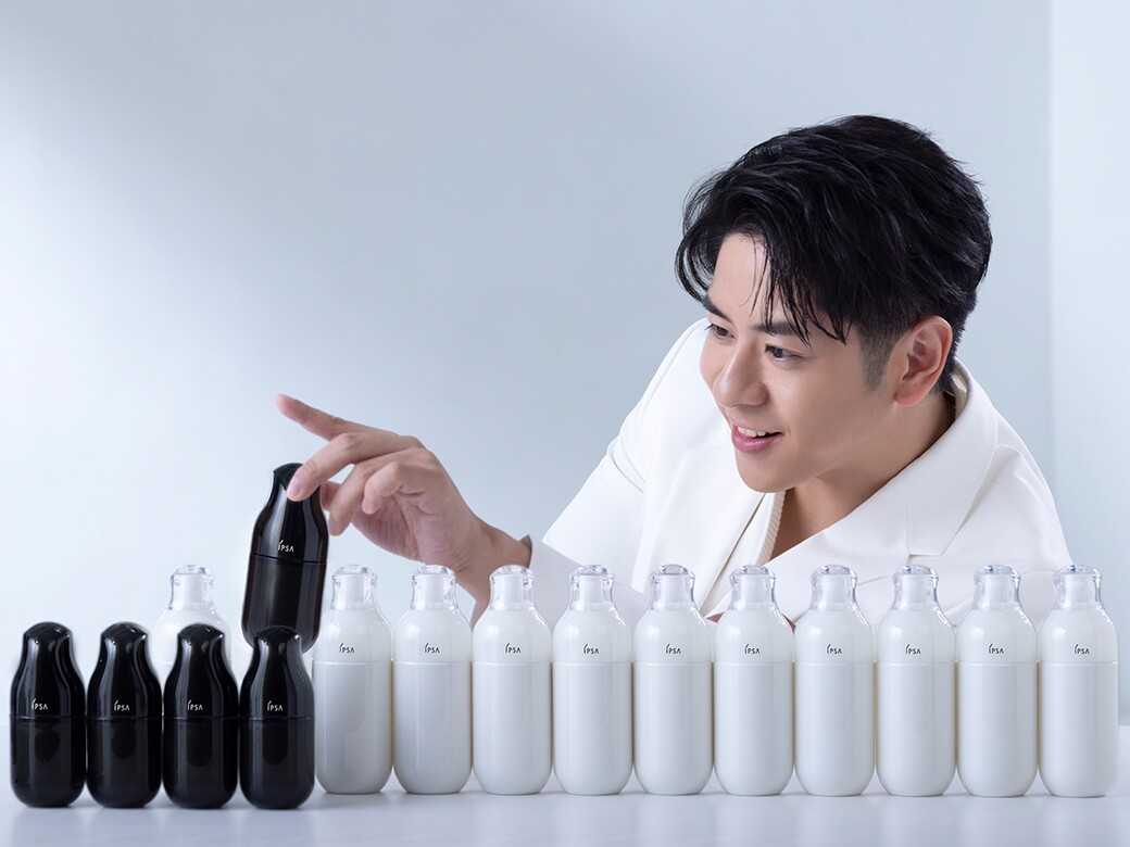 許廷鏗A1《星》級護膚推介!IPSA 新升級 「極緻黑」ME 再生緊緻乳液高效抗老、淡紋、緊緻! 許廷鏗A1《星》級護膚推介!IPSA 新升級 「極緻黑」ME 再生緊緻乳液高效抗老、淡紋、緊緻!