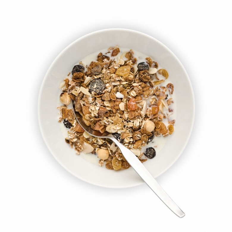 麥片（Breakfast Cereal）常見的原材料包括小麥、玉米、米 、薏米、燕麥等穀物，製作方法多為