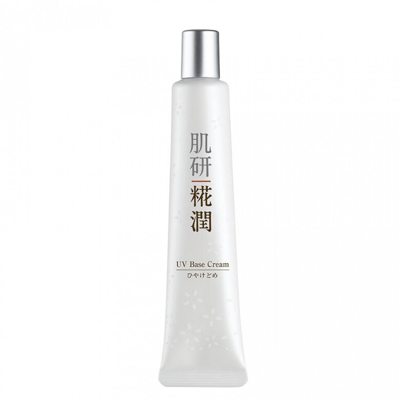 含日本白米發酵及天然高保濕成分，每早塗抹保持肌膚水潤柔軟。