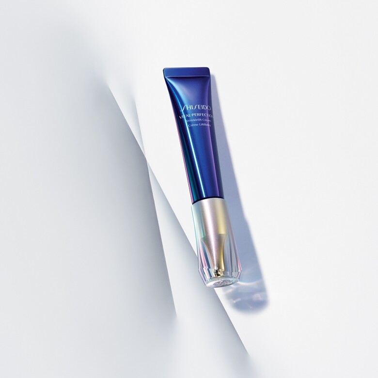 皇牌去紋產品不得不提，Shiseido另一星級研發，Vital-Perfection Wrinklelift Cream，蘊含高濃度Retinol配方，而