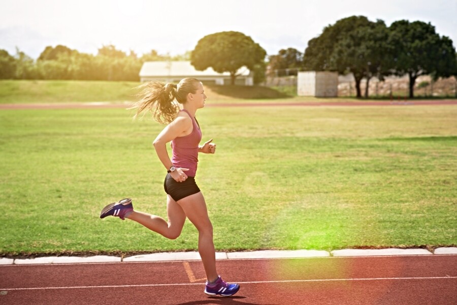 1. 跑步至少要跑40分鐘才有效人體所需的能量來源主要分為糖分和脂