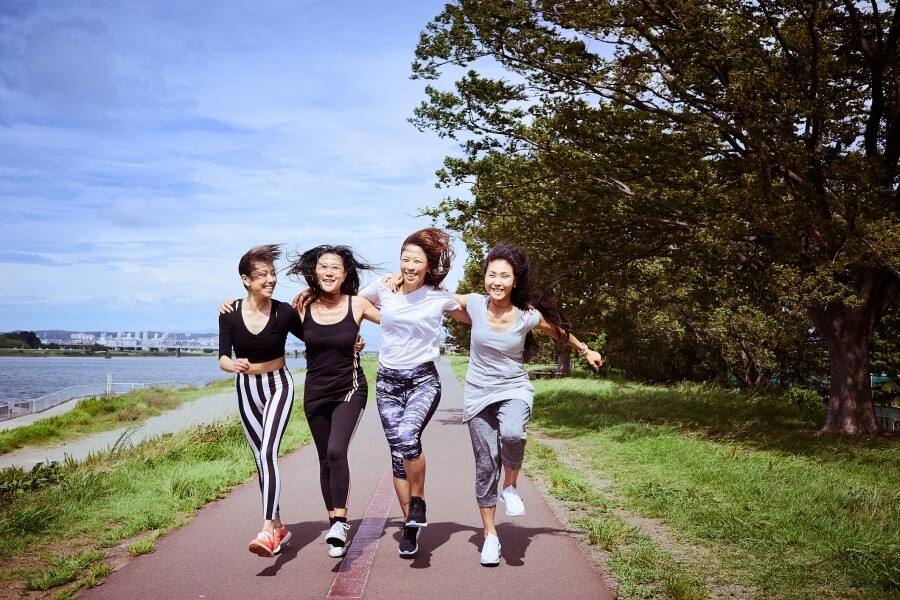 想長跑長有，女士們練跑之餘也不能忽視肌力訓練。Jan表示，以上動作都是