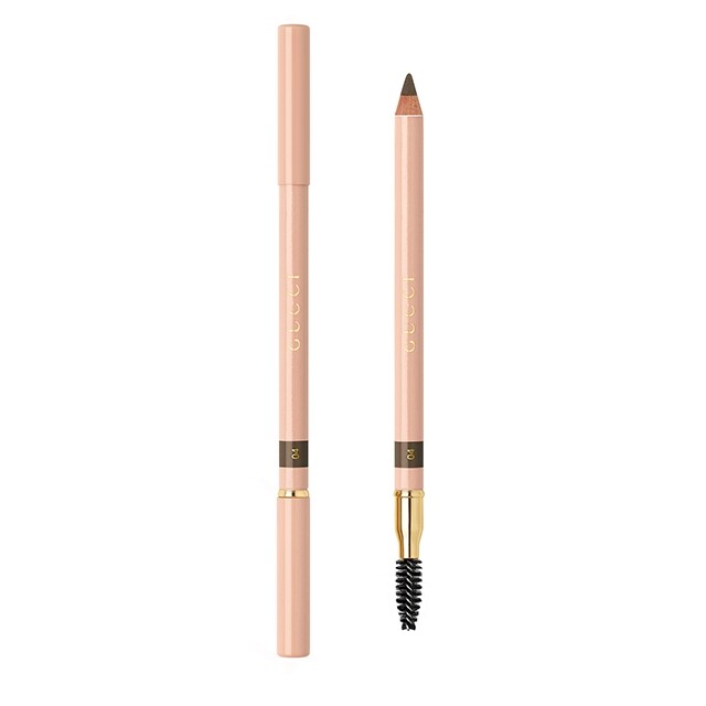 多用途粉狀眉筆可用於勾畫眉形以及填補眉色，雙頭眉筆其中一端為螺
