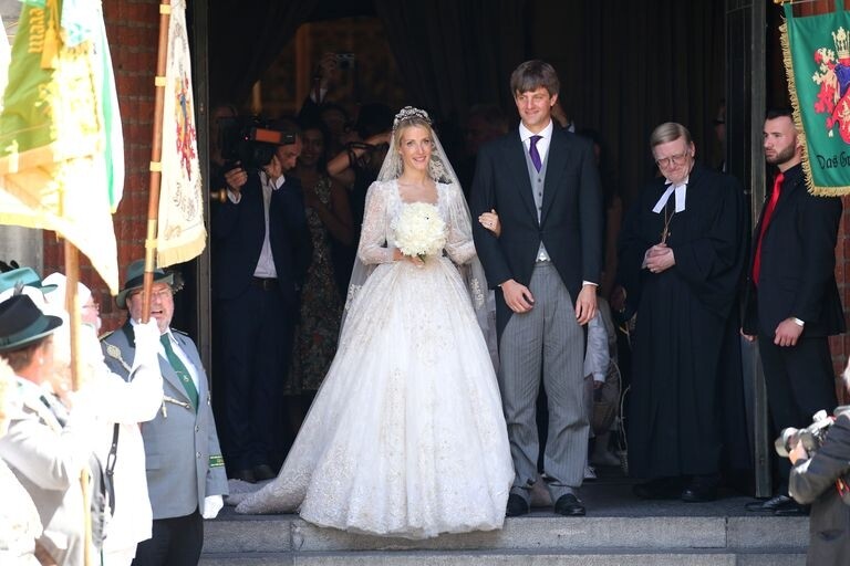 恩斯特奧古斯特王子在2017年結婚，然而父親恩斯特·奧古斯特五世卻沒有