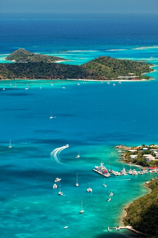 英屬處女群島主要由托土拉島（Tortola Region）、處女戈達島（Virgin Gorda）、阿內加達島（Anegada）和約