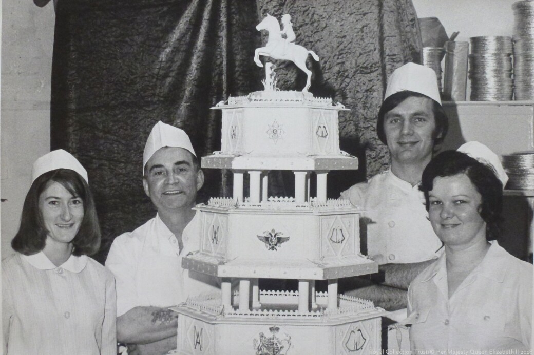 安妮公主和馬克·菲利普斯（1973）奧黛麗的餐飲團隊製作了官方的結婚蛋糕